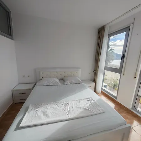Bella Valona Apartment